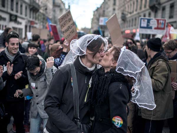 ഫ്രാന്സ് ഫ്രാന്സ്