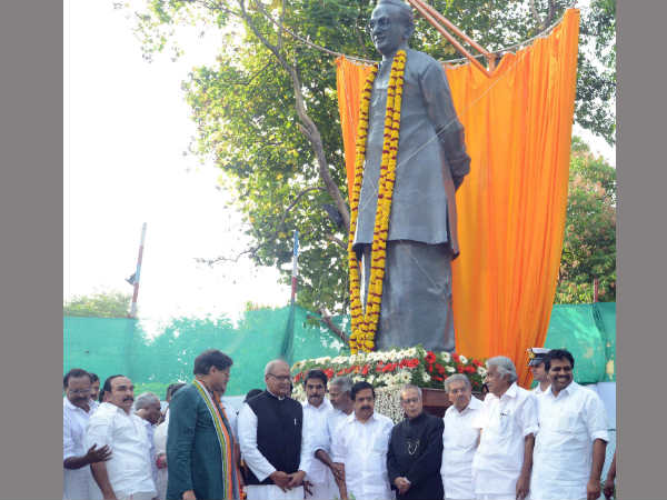 ഇനി ഒരു ഫോട്ടോ ആകാം