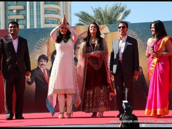 മഞ്ജു വേദിയില്‍