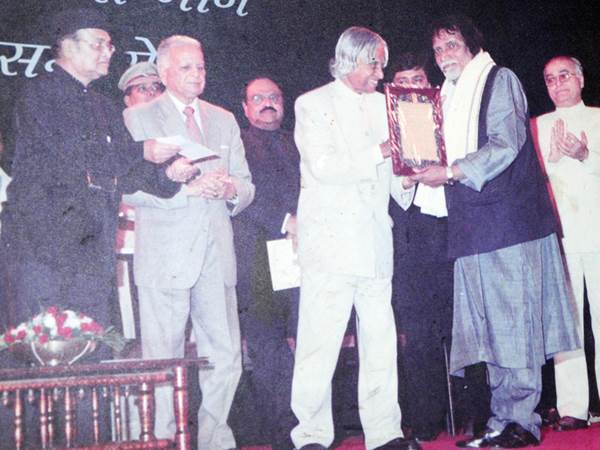 പാട്ടുകള്‍