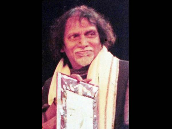 സിനിമയിലേക്ക്