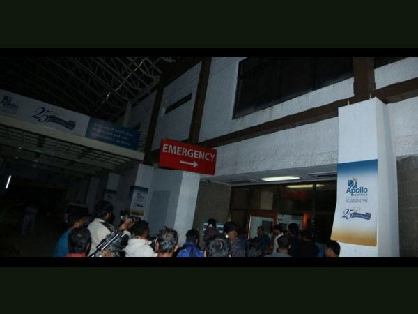 ആശുപത്രിയില്‍