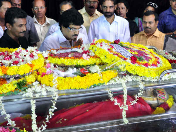 എംജി ശ്രീകുമാര്‍