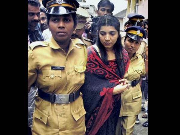 മെല്ലെ വലിക്കു സാറെ