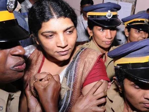 ഞാന്‍ പുറത്തേക്കല്ലേ വരുന്നത്