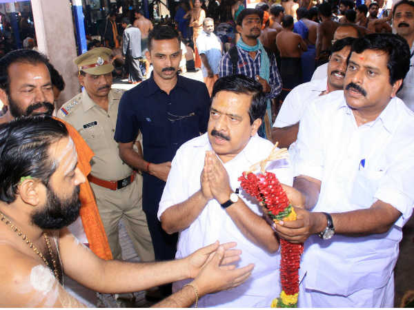 വിഘ്‌നങ്ങളകറ്റാന്‍