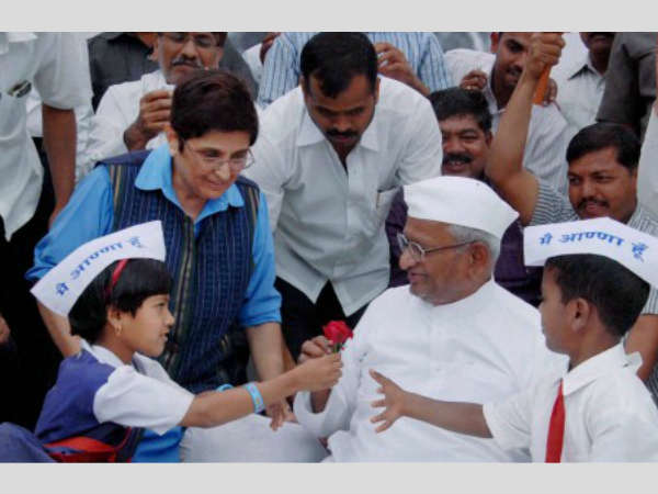 ഹസാരെയ്‌ക്കൊപ്പം