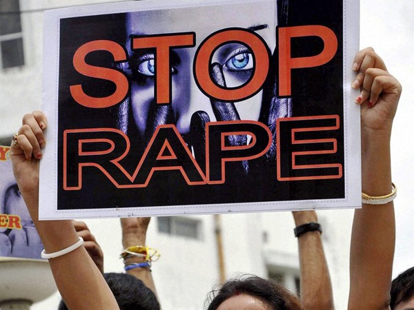 കൂട്ടബലാത്സംഗത്തിനെതിരെ