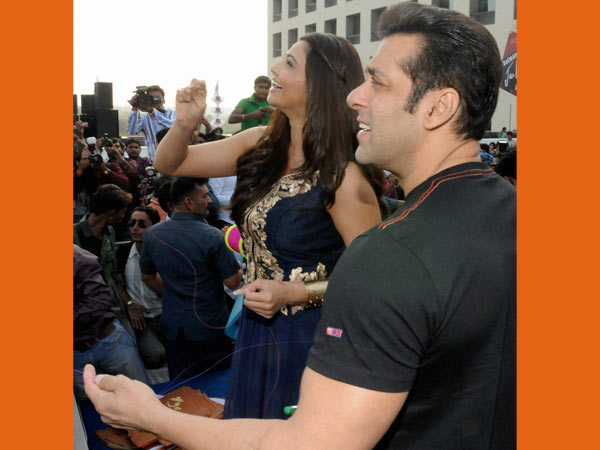 ജയ് ഹോ ജയ് ഹോ