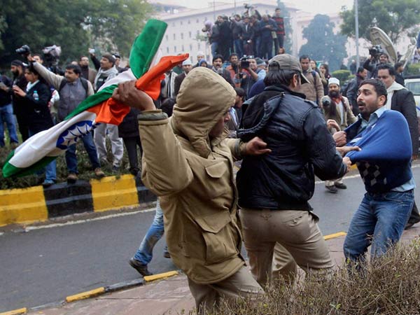 അടികിട്ടിയത് അഹങ്കാരത്തിന് 