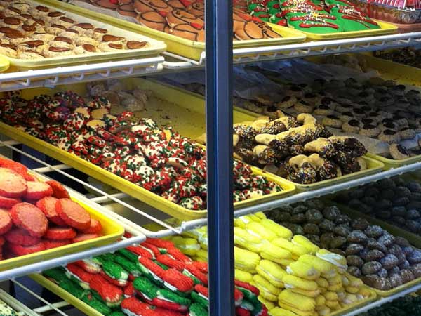 ബേക്കറി പലഹാരങ്ങളുടെ വില കുറയും ബേക്കറി പലഹാരങ്ങളുടെ വില കുറയും