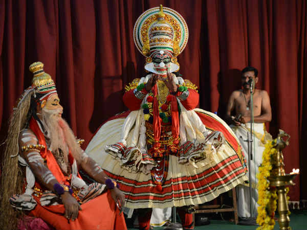 ആസ്വാദകര്‍