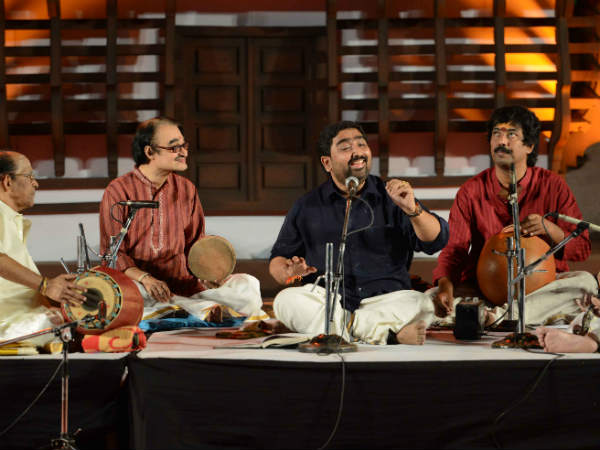 പാട്ടില്‍ ഈ പാട്ടില്‍