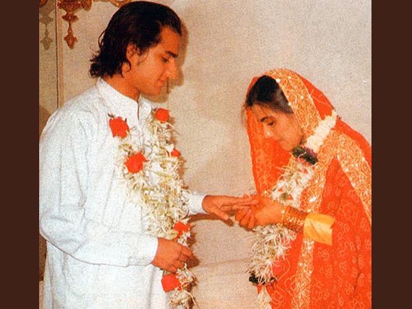 സെയ്ഫ് അലി ഖാന്‍-അമൃത