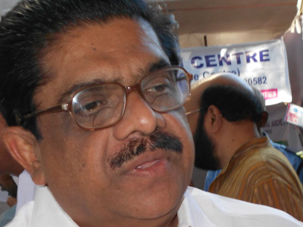 കെഎസ് യുവില്‍ നിന്ന് തുടക്കം