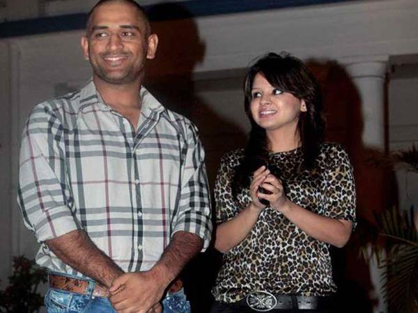 അപ്രതീക്ഷിതമായി വീണ്ടും കണ്ടുമുട്ടി