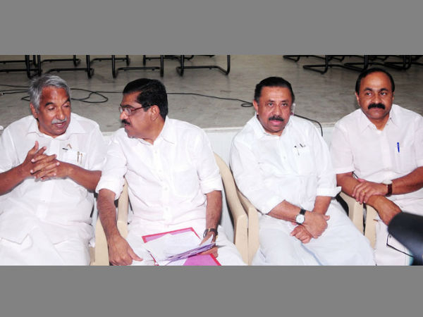 ഹാവൂ... മുഖ്യനെത്തി