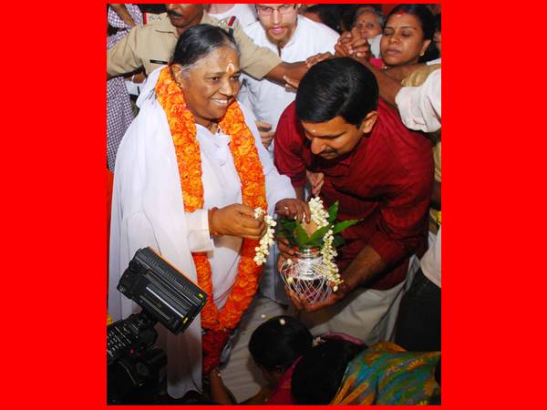 പൂര്ണകുംഭം പൂര്ണകുംഭം