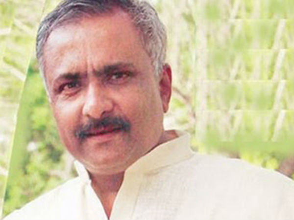 സഞ്ജയ് ജോഷി(2005)