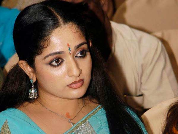 കാവ്യ മാധവന്‍