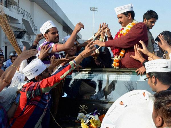  ഗുജറാത്തില്‍ ലഭിച്ച സ്വീകരണം