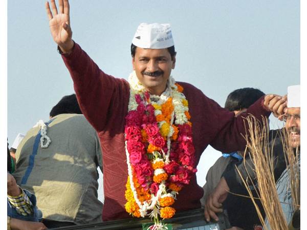  കെജ്രിവാള്‍ ഗുജറാത്തിലേക്ക്