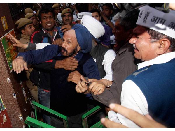 തിരഞ്ഞെടുപ്പ് കമ്മീഷന്റെ മറുപടി വന്നു