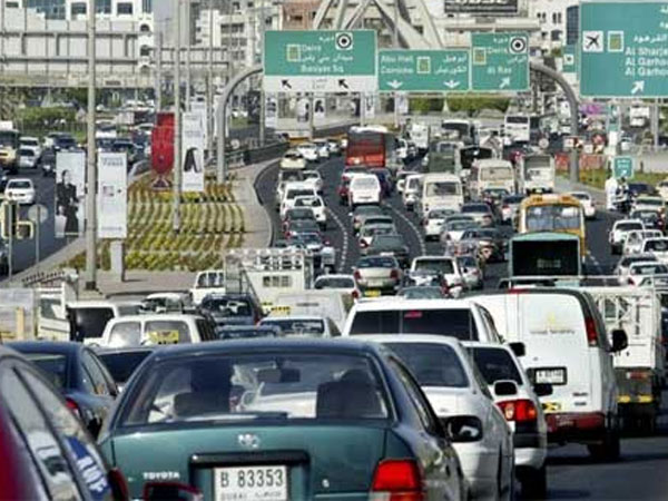 ദുബായിലെ ഡ്രൈവിംഗ്