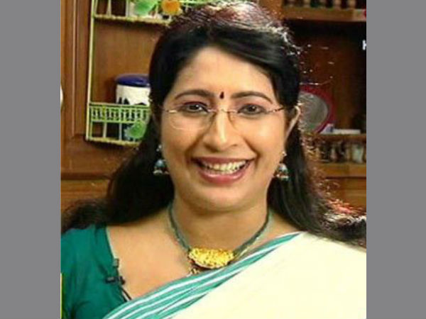 പഠനത്തില്‍ മിടുക്കി