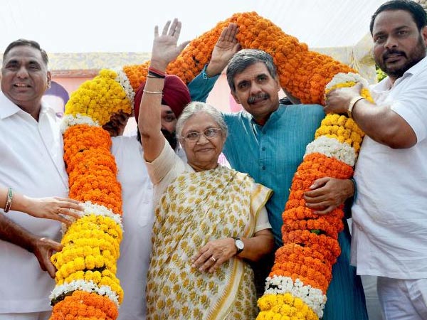 ഷീല ദീക്ഷിത്തും മകനും