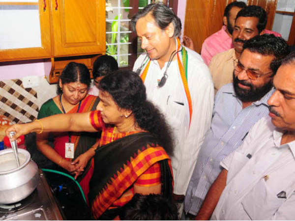 വീടൊരുക്കിയവര്‍
