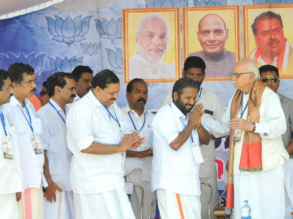 ഇതാണ് ഇവിടത്തെ നേതാക്കള്‍