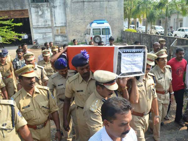 നാട്ടില്‍