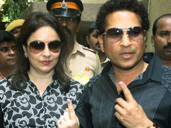 സച്ചിന്‍ വോട്ട് ചെയ്തു