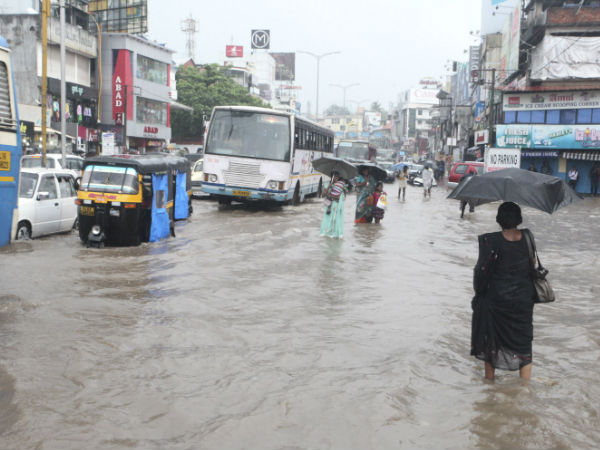 ഫുട്പാത്തും റോഡും
