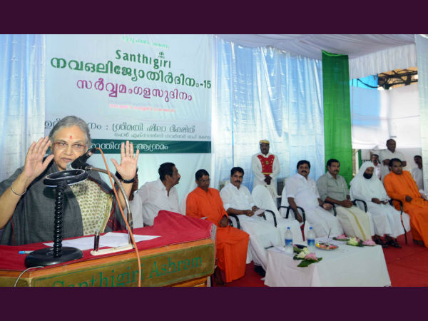 പ്രസംഗിയ്ക്കുന്നു