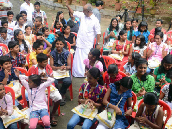 മന്ത്രിയുടെ വീട്ടിലൊരു വിസിറ്റ്