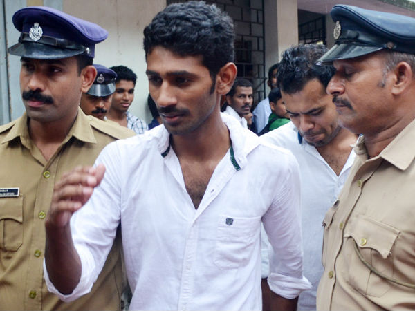 പ്രതികള്‍