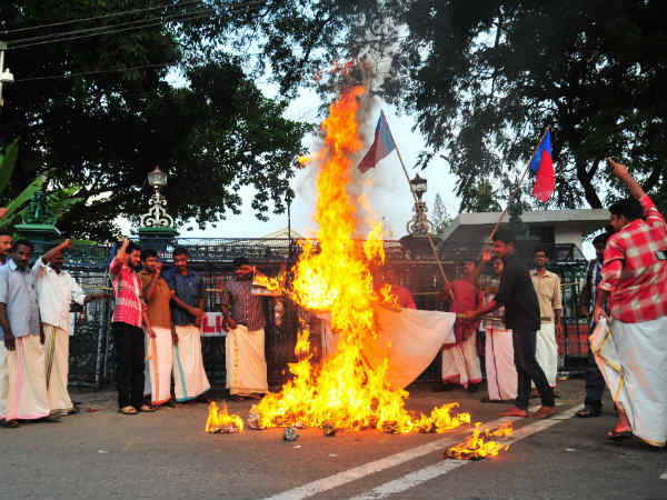 ബസ് ചാര്‍ജ്ജ് 