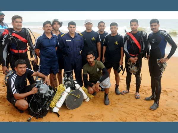 ബോട്ട് പൊക്കാന്‍ 10 പേര്‍