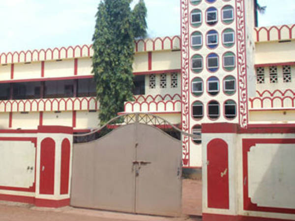 നിയമങ്ങള്‍ അറിയില്ലായിരുന്നോ