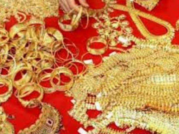 Gold Ornaments Gold Ornaments