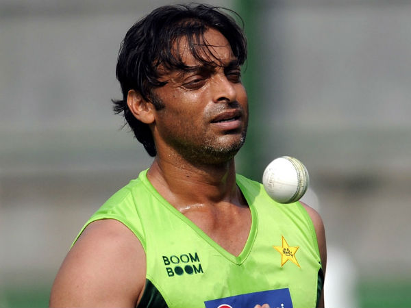 പാകിസ്താന്റെ പേസ് ബൗളര്‍