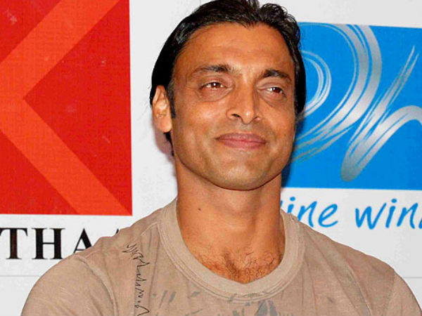 കമന്ററിയിലൂടെ തിരിച്ചുവരവ്