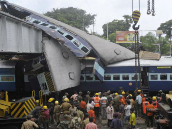 റയില്‍ അപകടം