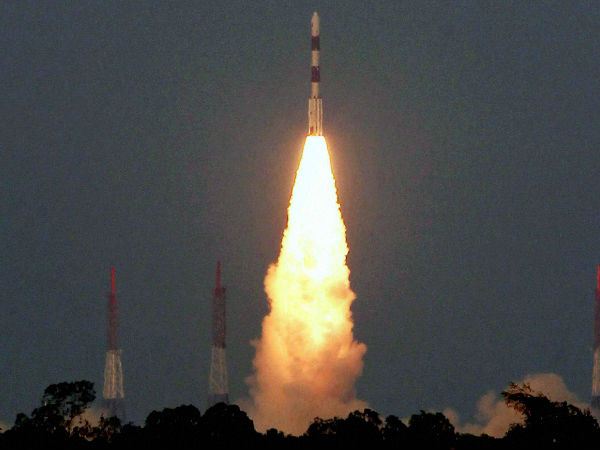 വിദേശ ഉപഗ്രഹങ്ങള്‍