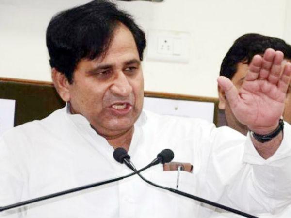 അഹമ്മദ് ഷക്കീലിന്റെ വിശദീകരണം