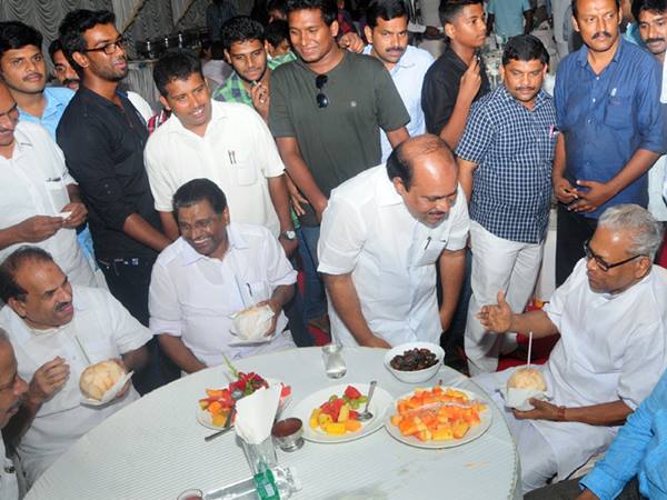 രാഷ്ട്രീയം പറയരുത്