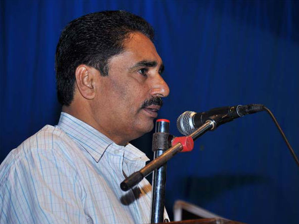 എന് കെ പ്രേമചന്ദ്രന് - അസന്തുലിതം എന് കെ പ്രേമചന്ദ്രന് - അസന്തുലിതം