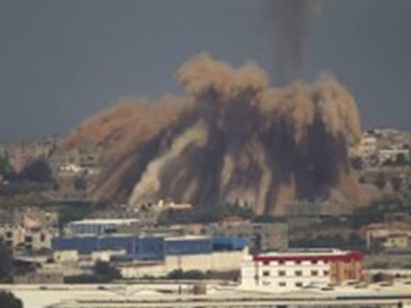 വ്യോമാക്രമണം